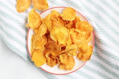 sweet-potato-chips-on-white-plate