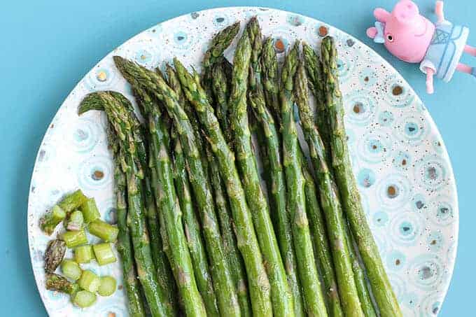 How To Cook Asparagus In The Oven 3 Ingredients So Easy