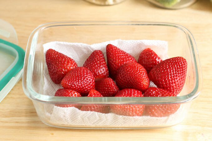 meal-prepped-strawberries