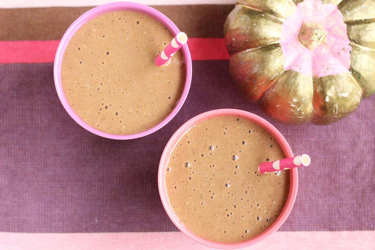 pumpkin-chocolate-smoothie-in-pink-cups