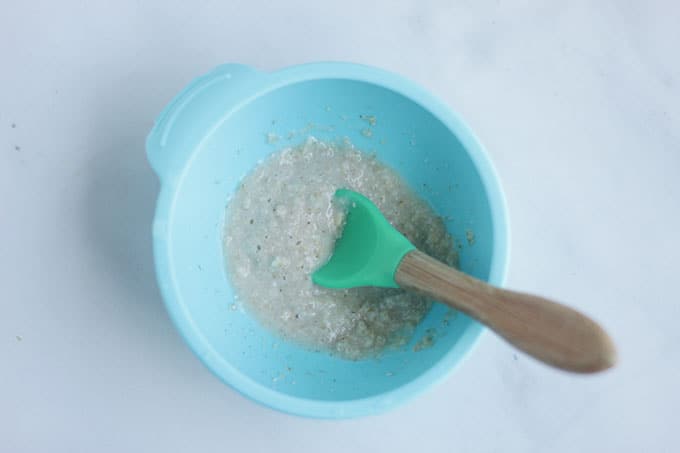 making-baby-oatmeal-in-silicone-bowl