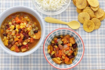 vegetarian bean chili in bowls