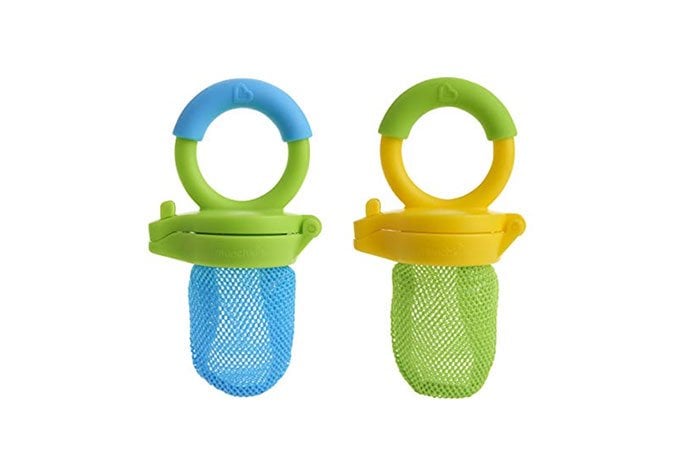 munchkin-baby-feeder in blue and green