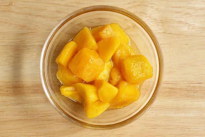 mango cubes in bowl