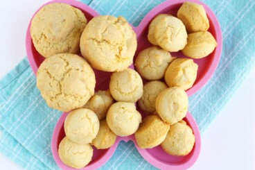 maple-corn-muffins-on-pink-plate