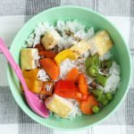 sesame-tofu-with-veggies-and-rice-in-bowl
