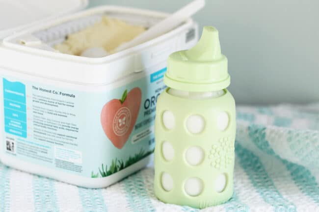 sippy-cup-with-baby-formula