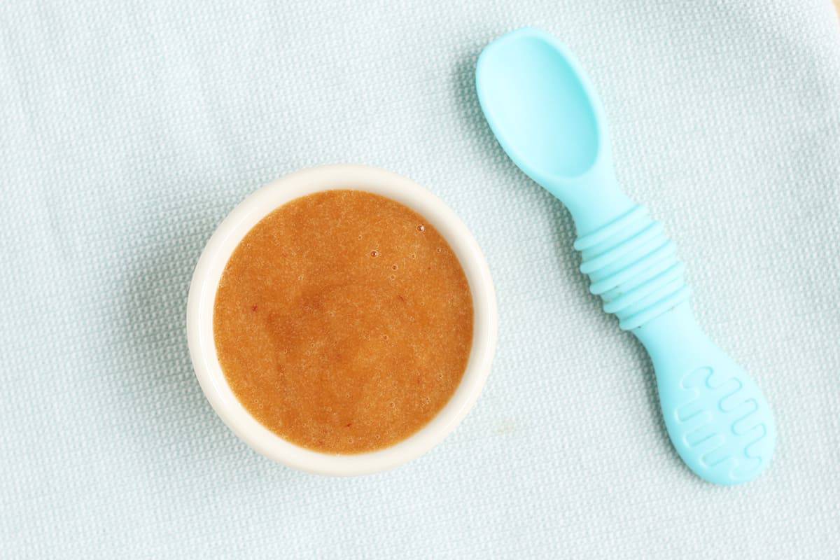 peach-puree-with-blue-baby-spoon