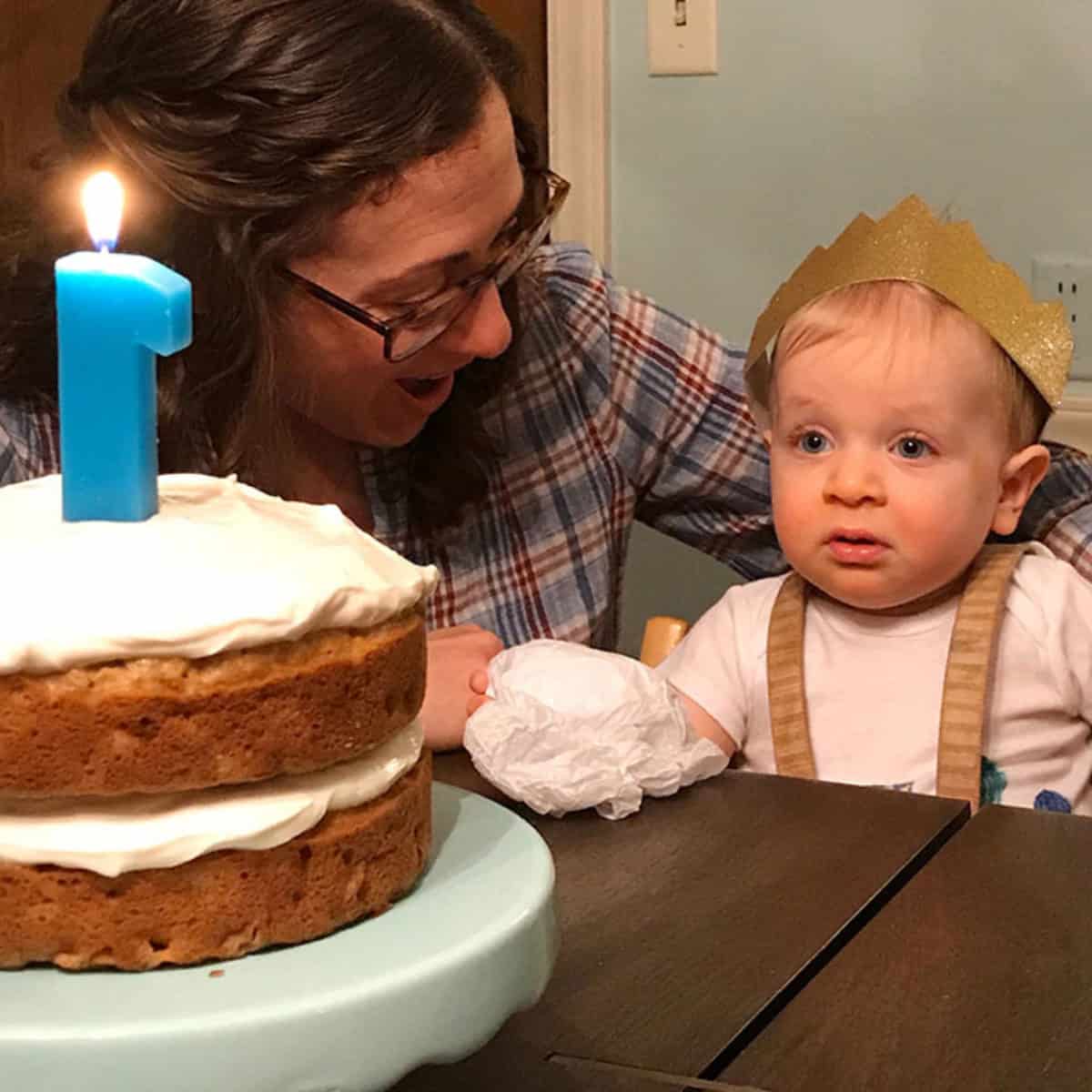 amy-and-baby-with-apple-cake