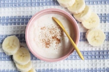 banana-yogurt-in-pink-bowl
