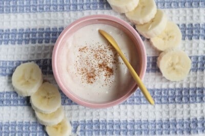 banana-yogurt-with-slices