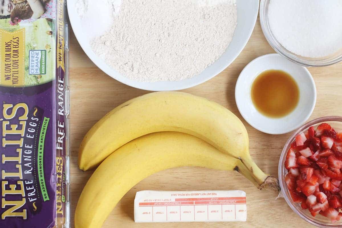 ingredients-in-strawberry-banana-bread