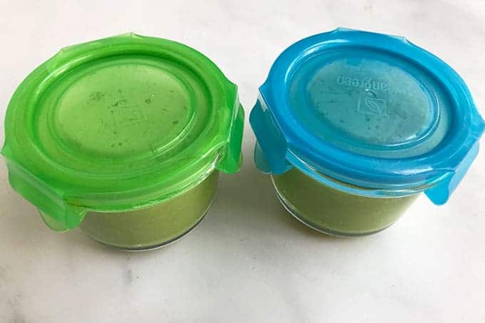 pea-puree-in-baby-food-jars.