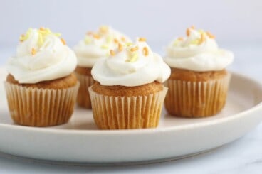 mini-pumpkin-cupcakes-on-plate