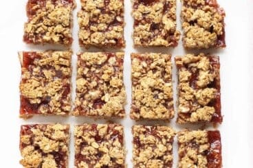 breakfast-bars-with-jam-on-counter
