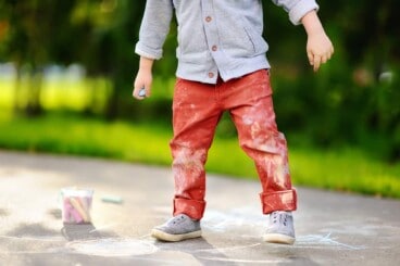 toddler-with-sidewalk-chalk