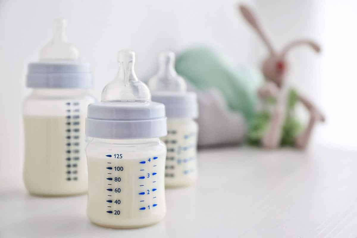 baby-bottles-on-counter