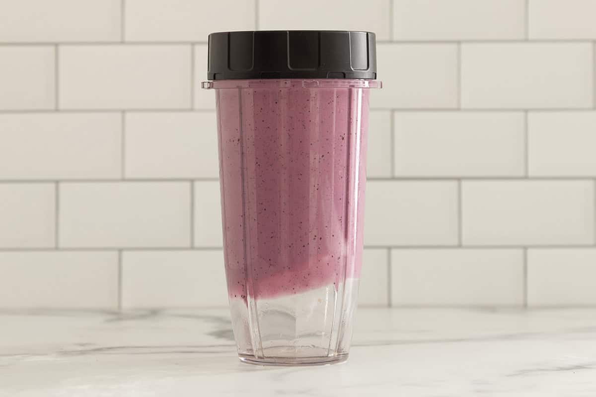 pregnancy smoothie in blender.