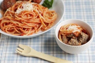 healthy-meatballs-with-spaghetti