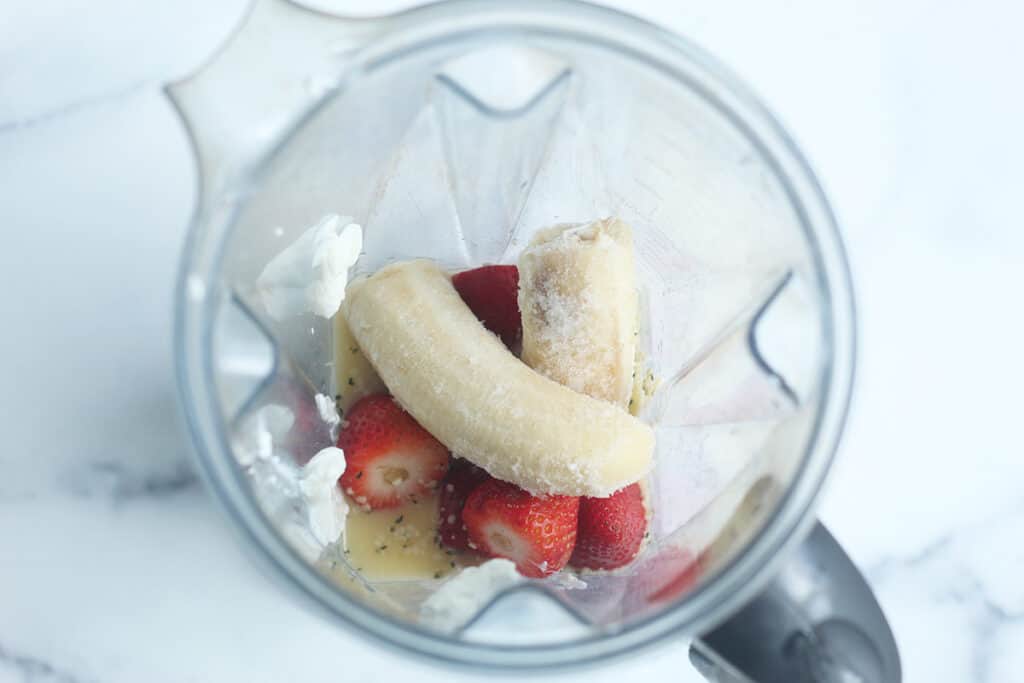 ingredients for toddler smoothie in blender.