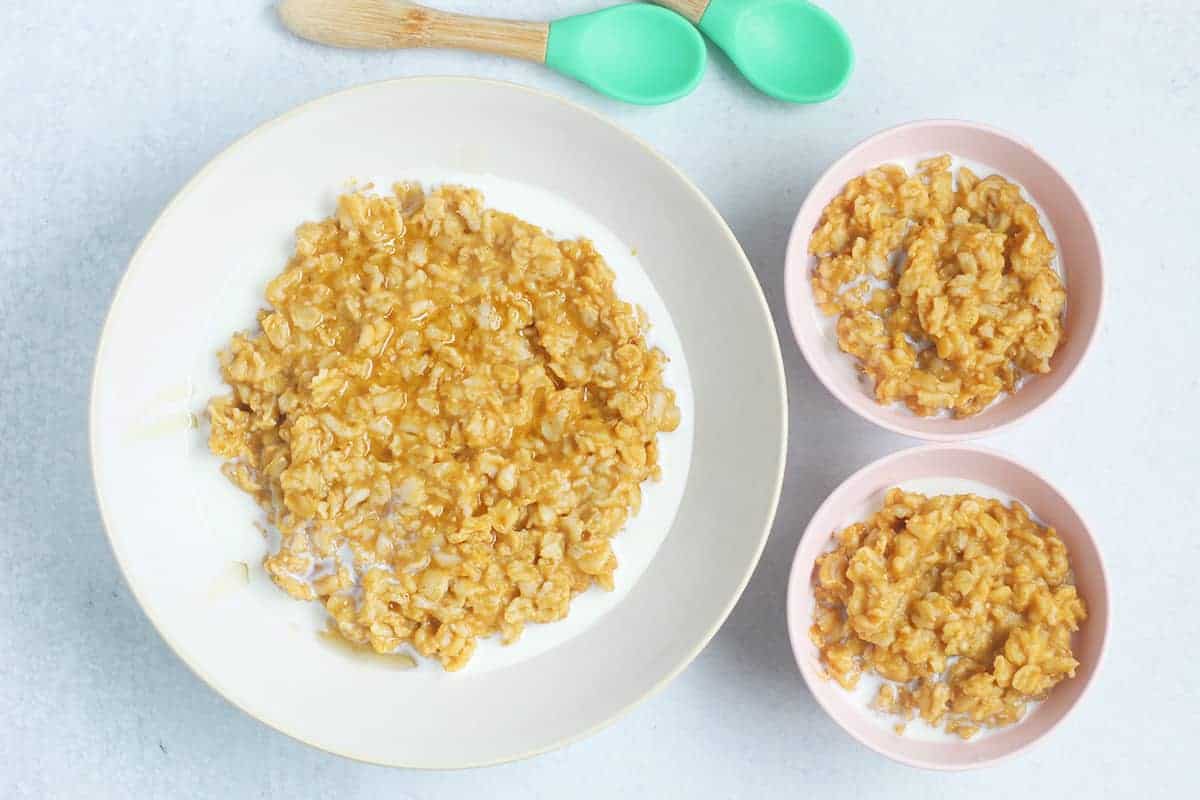 pumpkin oatmeal in parent and kids bowls