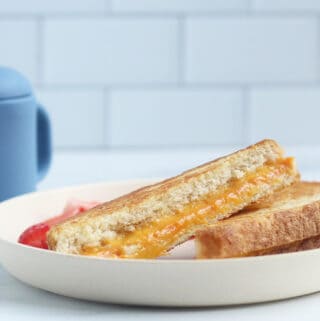 veggie-grilled-cheese-on-plate