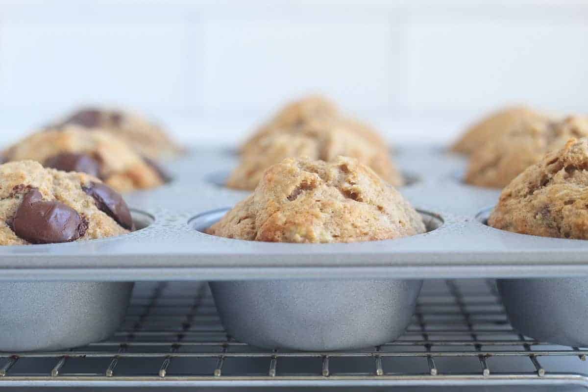 banana-bread-muffins-in-baking-pan