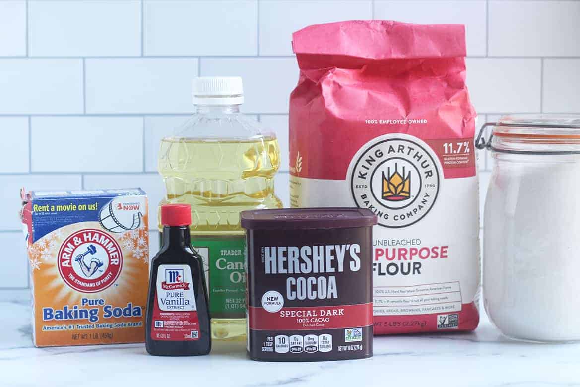 ingredients-in-chocolate-cake