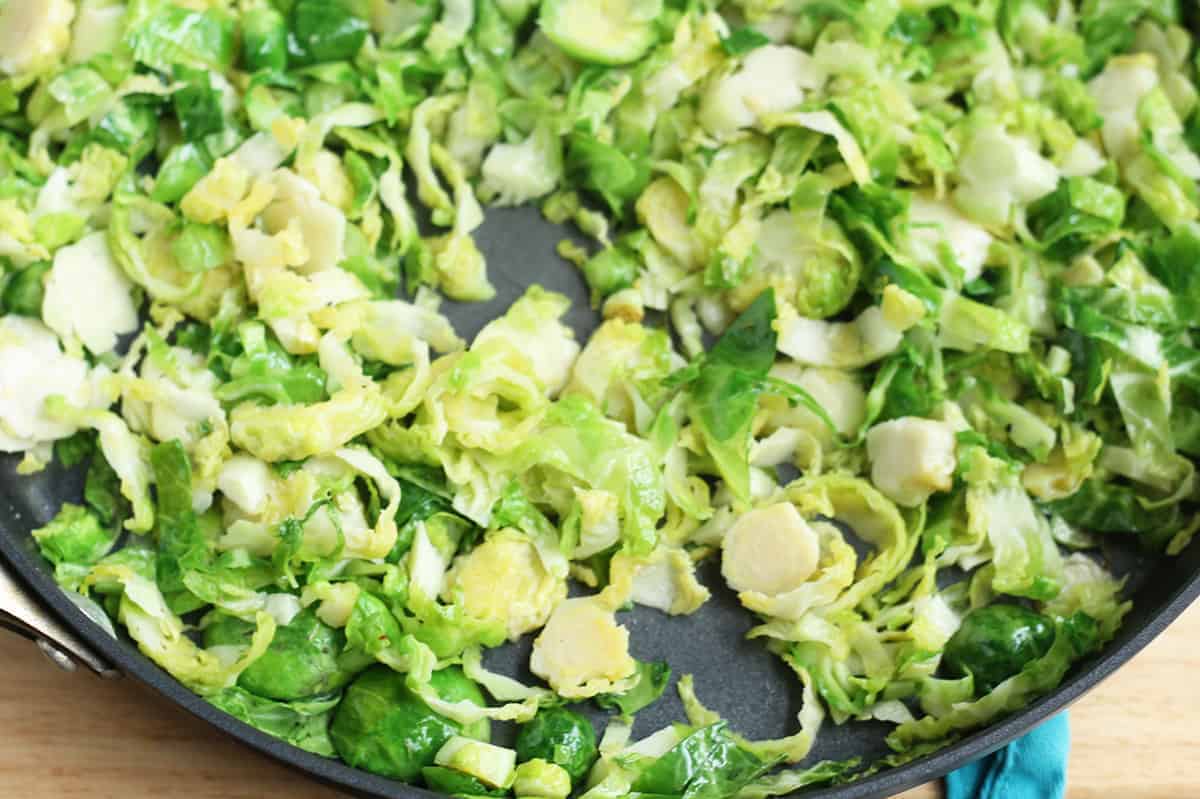 cooked-shredded-brussels-sprouts-in-pan