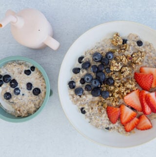 chia-seed-oatmeal-with-blueberries