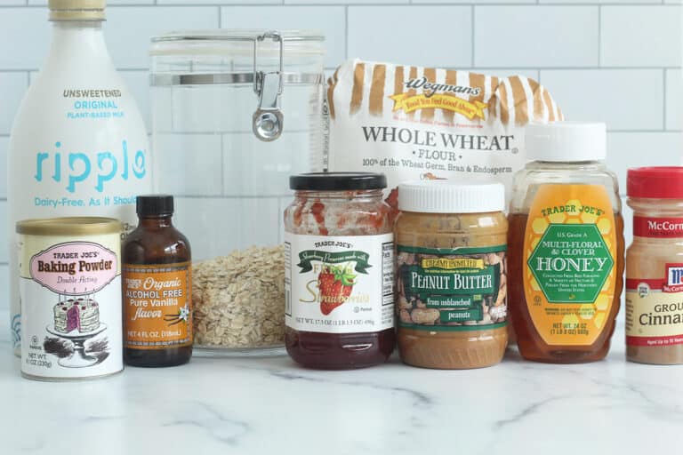 Healthy Breakfast Bars with Jam (So Easy!)