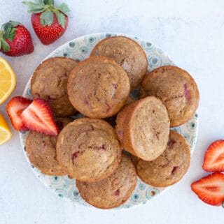 strawberry-muffins-on-plate-with-berries