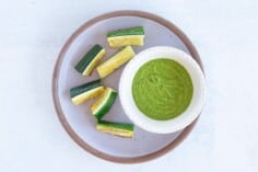 zucchini-baby-food-puree-and-blw-zucchini-on-plate