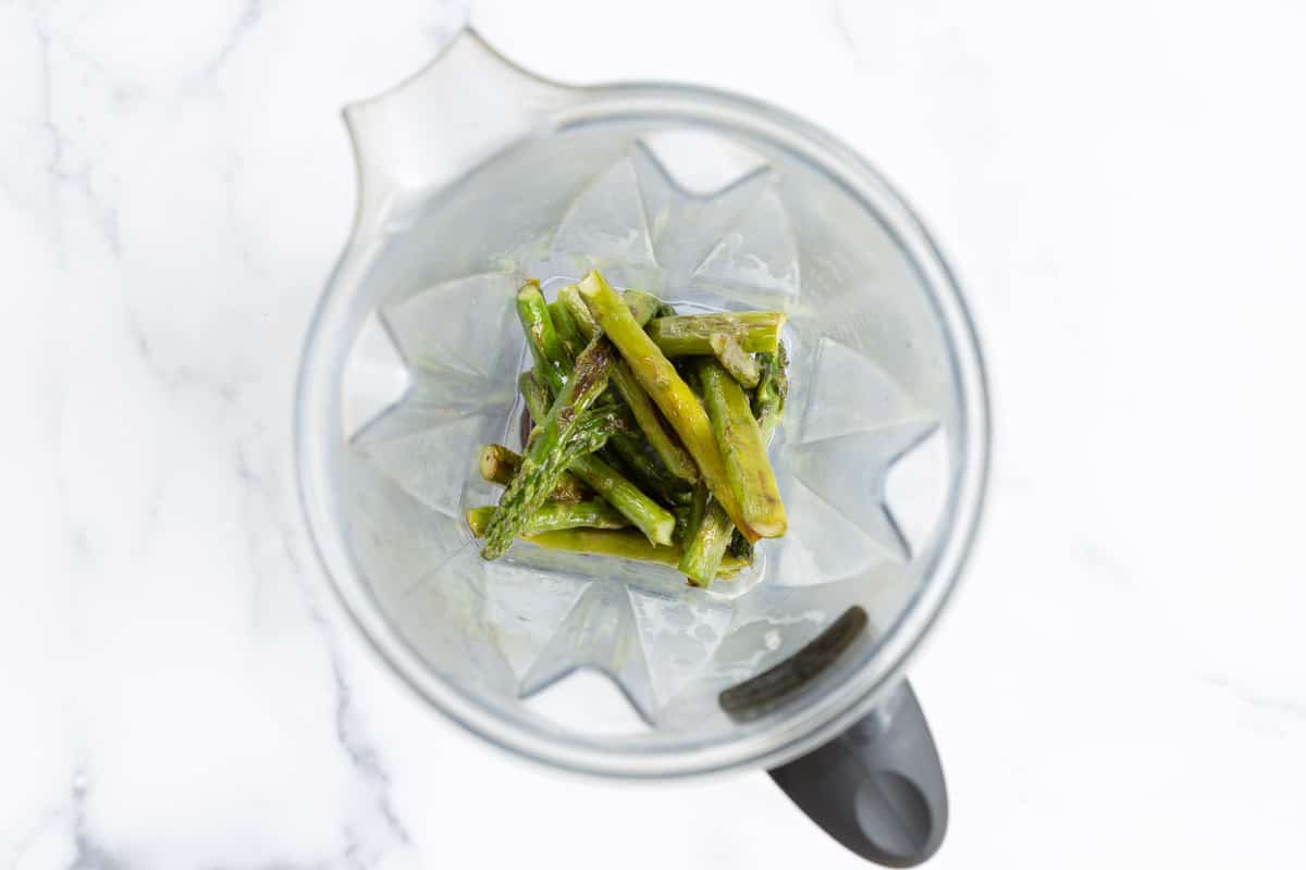 asparagus stalks in blender for asparagus baby food