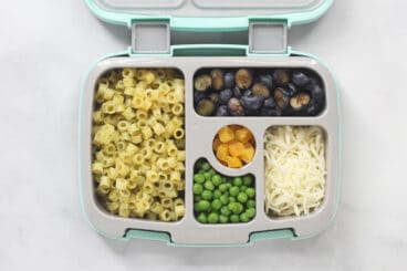 baby-pasta-lunch-in-gray-lunchbox