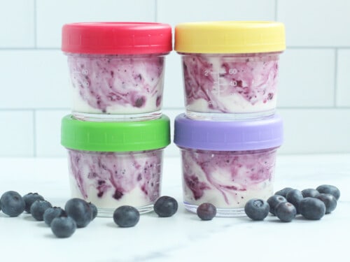 Berry yoghurt jar
