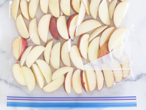 How to Freeze Apples (the Easy Way)