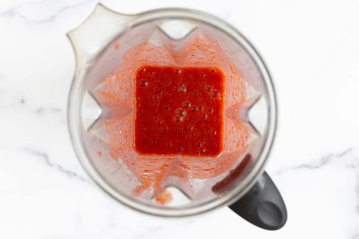 strawberry juice in blender after blending