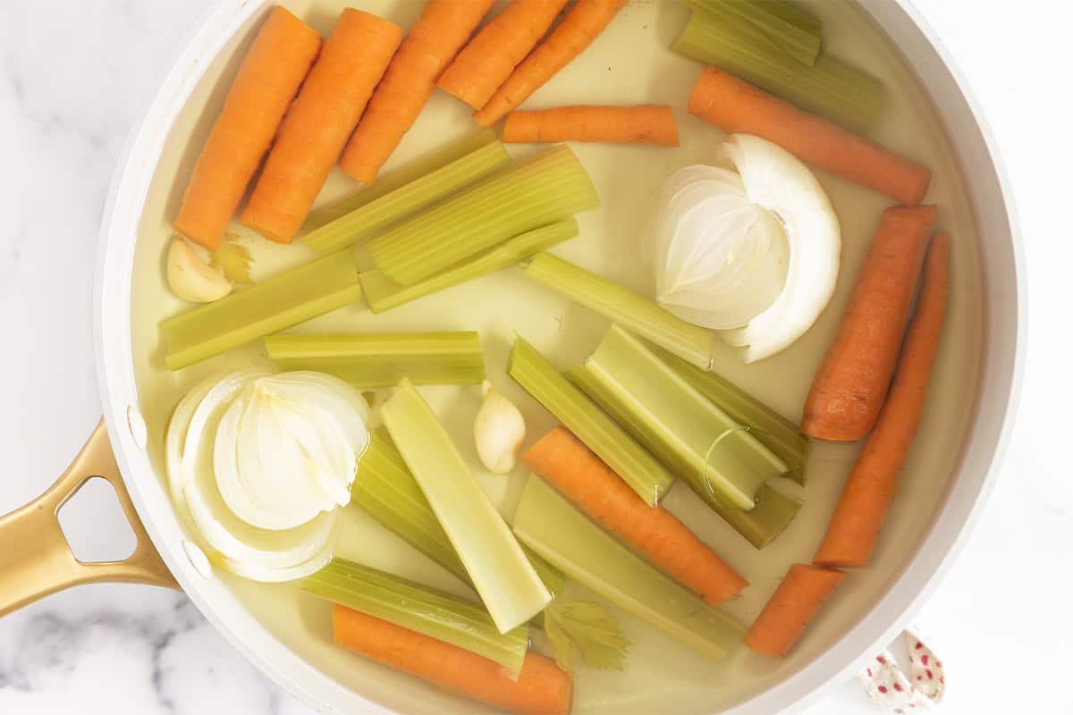 Quick One-Pot Vegetable Broth - Yummy Toddler Food
