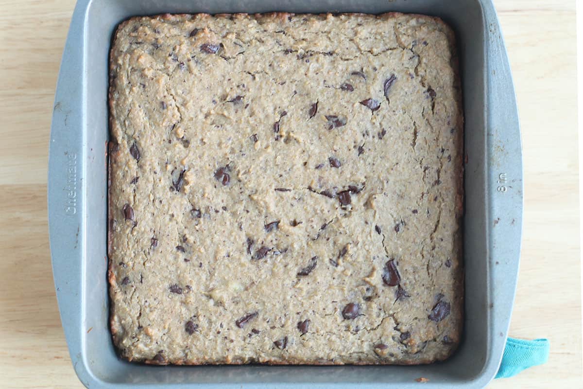baked chickpea blondies in baking pan.