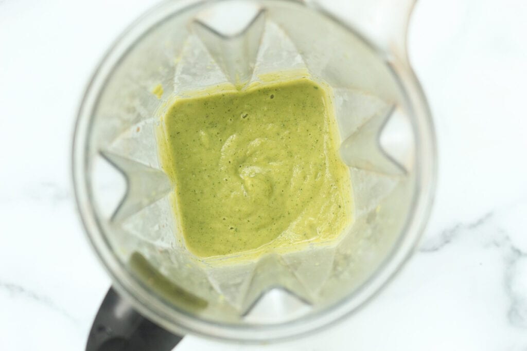 zucchini pasta sauce in blender.