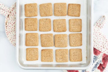 easy graham crackers on baking pan.