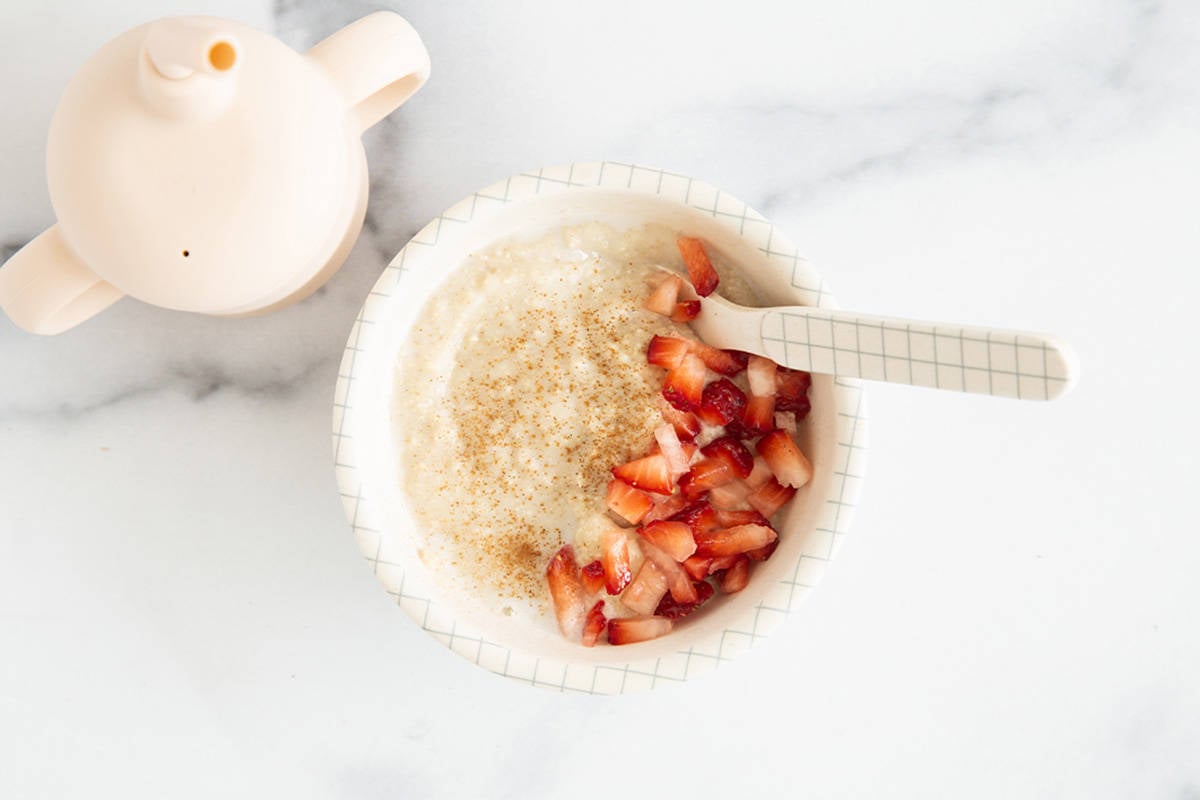 Easiest Baby Oatmeal (with Flavor Options)