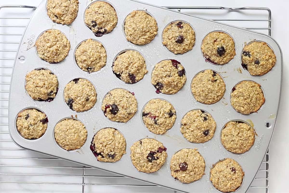 baked blueberry banana muffins