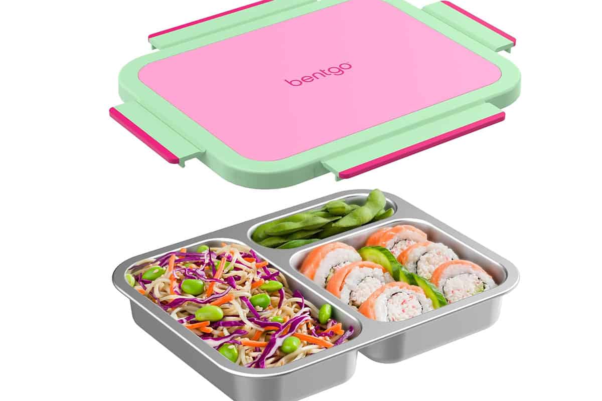 bentgo stainless lunchbox with pink lid.