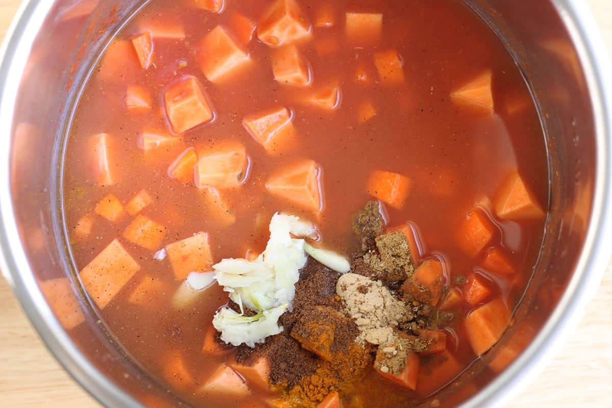ingredients for instant pot chana masala in instant pot.