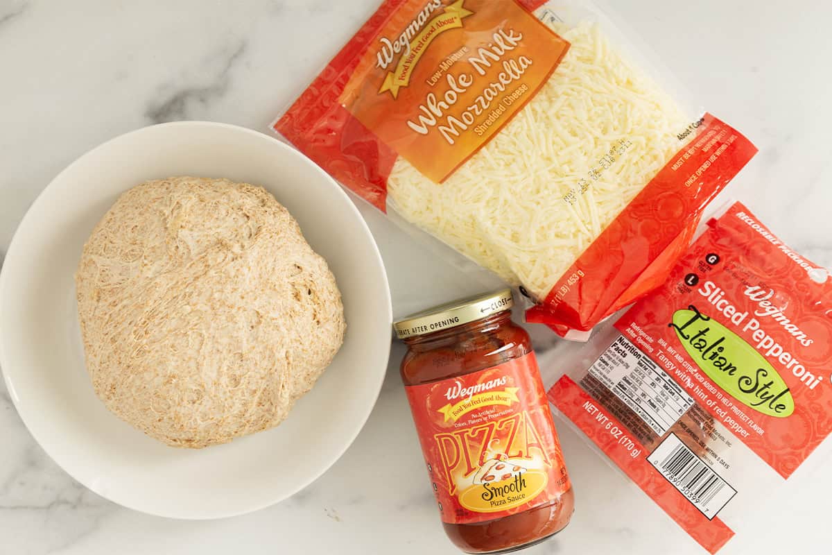 ingredients in easy homemade pizza.