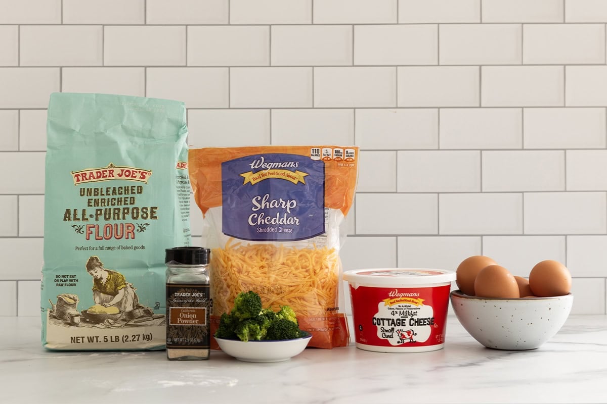 Egg Bites with Cottage Cheese (and Veggies)