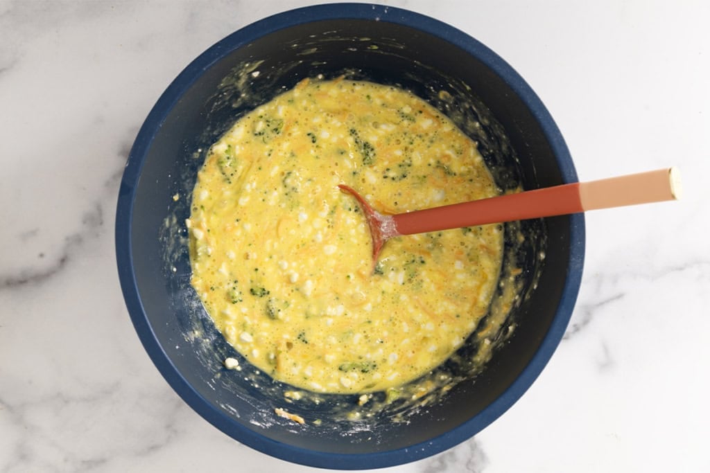 Egg Bites with Cottage Cheese (and Veggies)