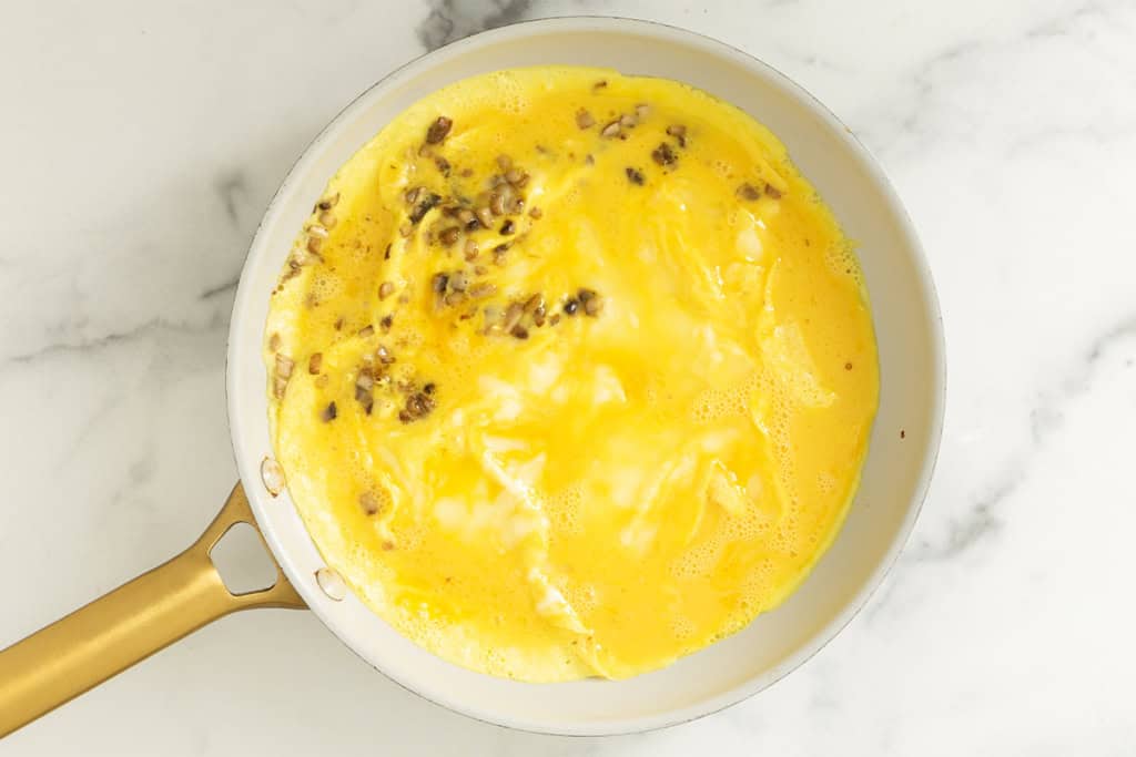 Omelet Pizza (Pizza Eggs)